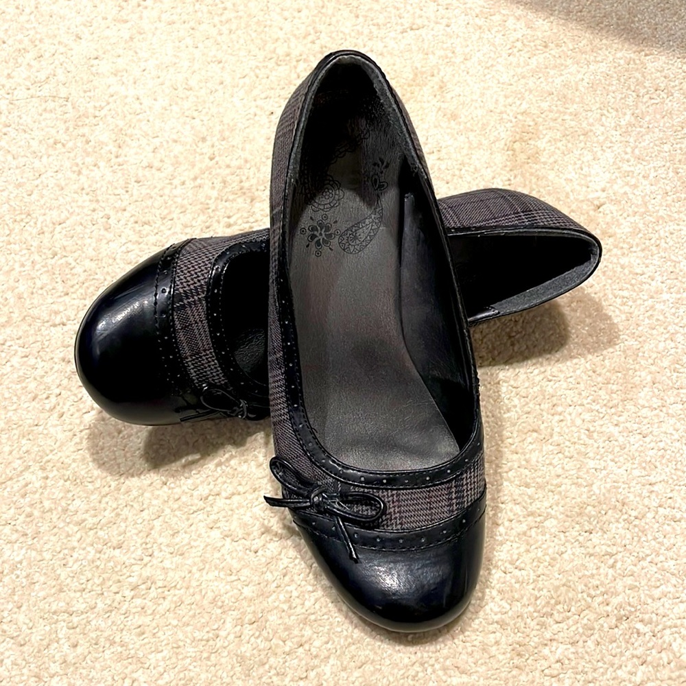 Tweed/plaid business heels